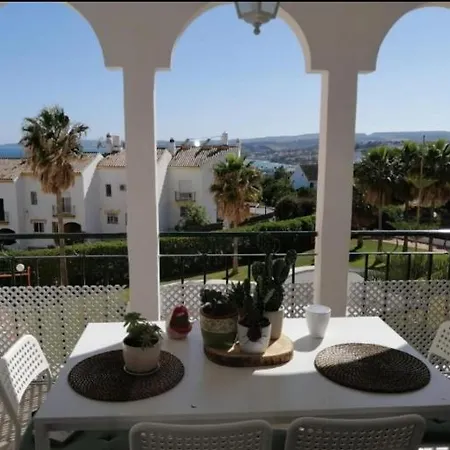 Apartamento Victoria Διαμέρισμα Εστεπόνα